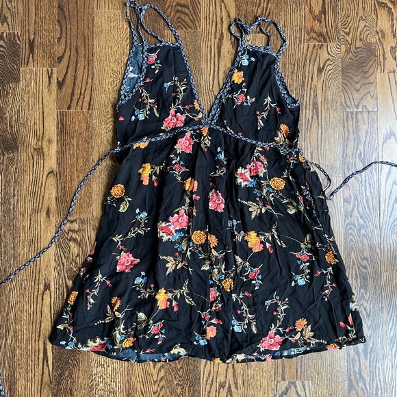 Tunic - Picture 5 of 5